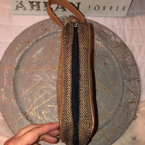 Burlap Textured Faux Leather Combo Toiletry Travel Bag - Picture 3 of 13